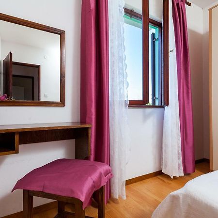 Apartments Dajna Вела Лука Екстериор снимка