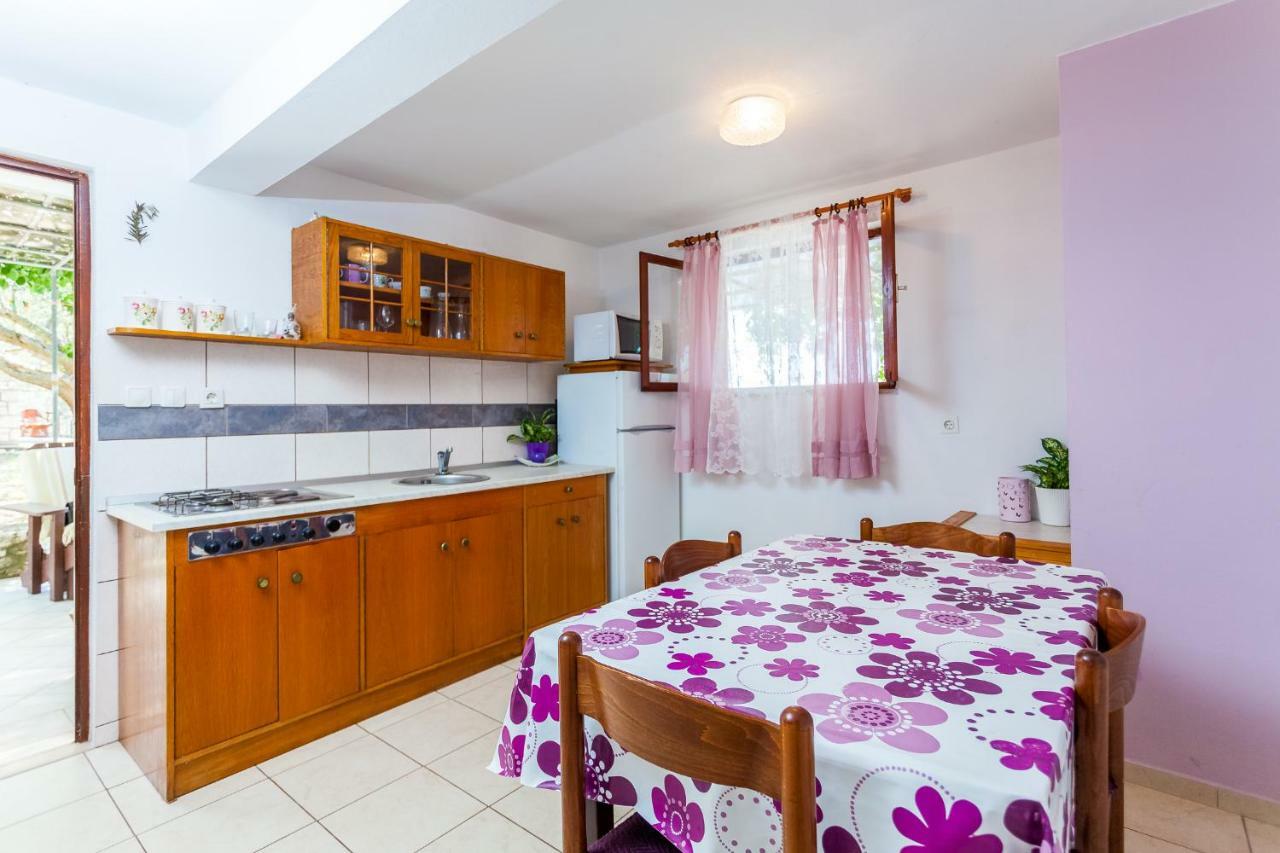 Apartments Dajna Вела Лука Екстериор снимка
