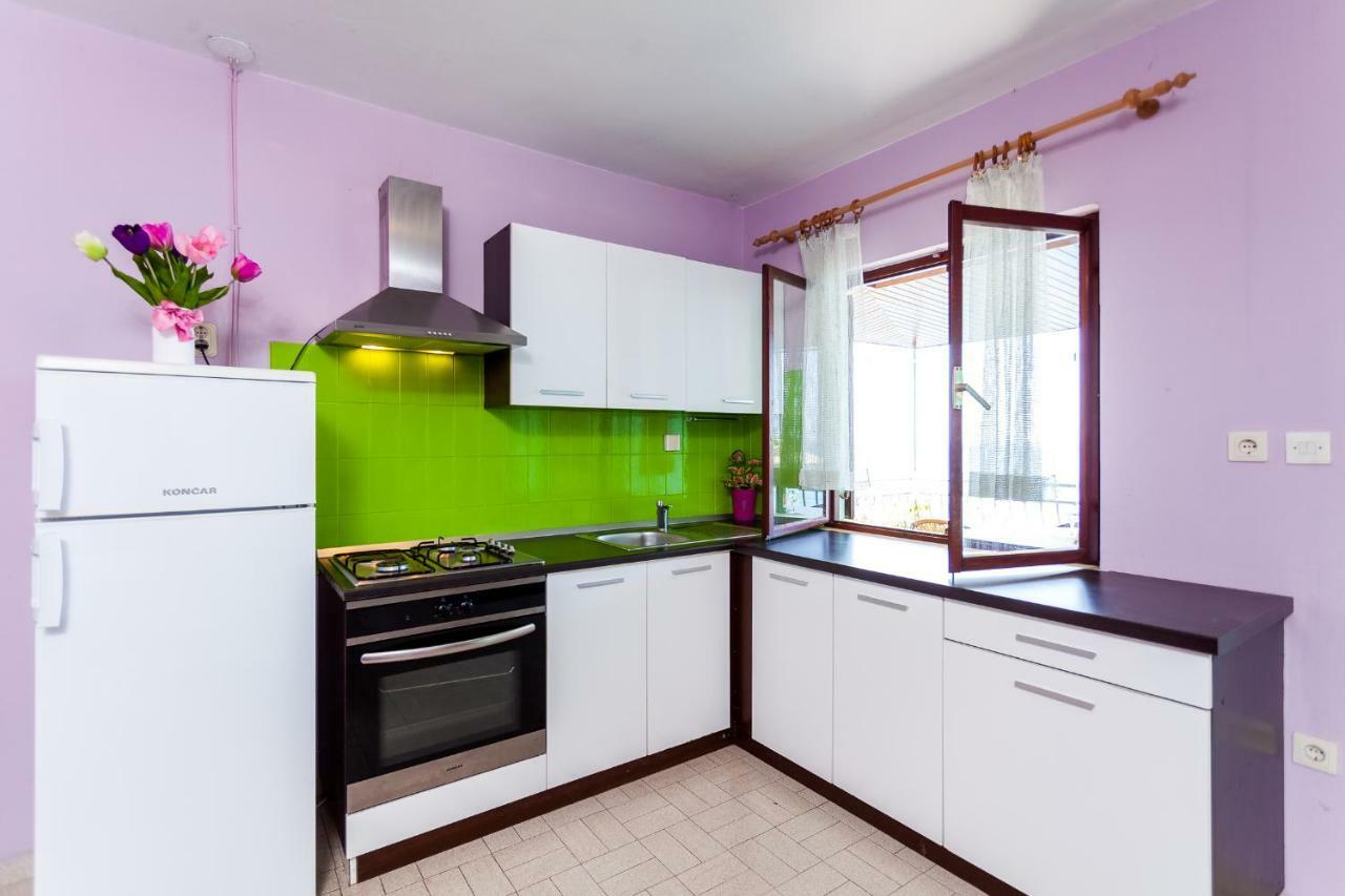 Apartments Dajna Вела Лука Екстериор снимка