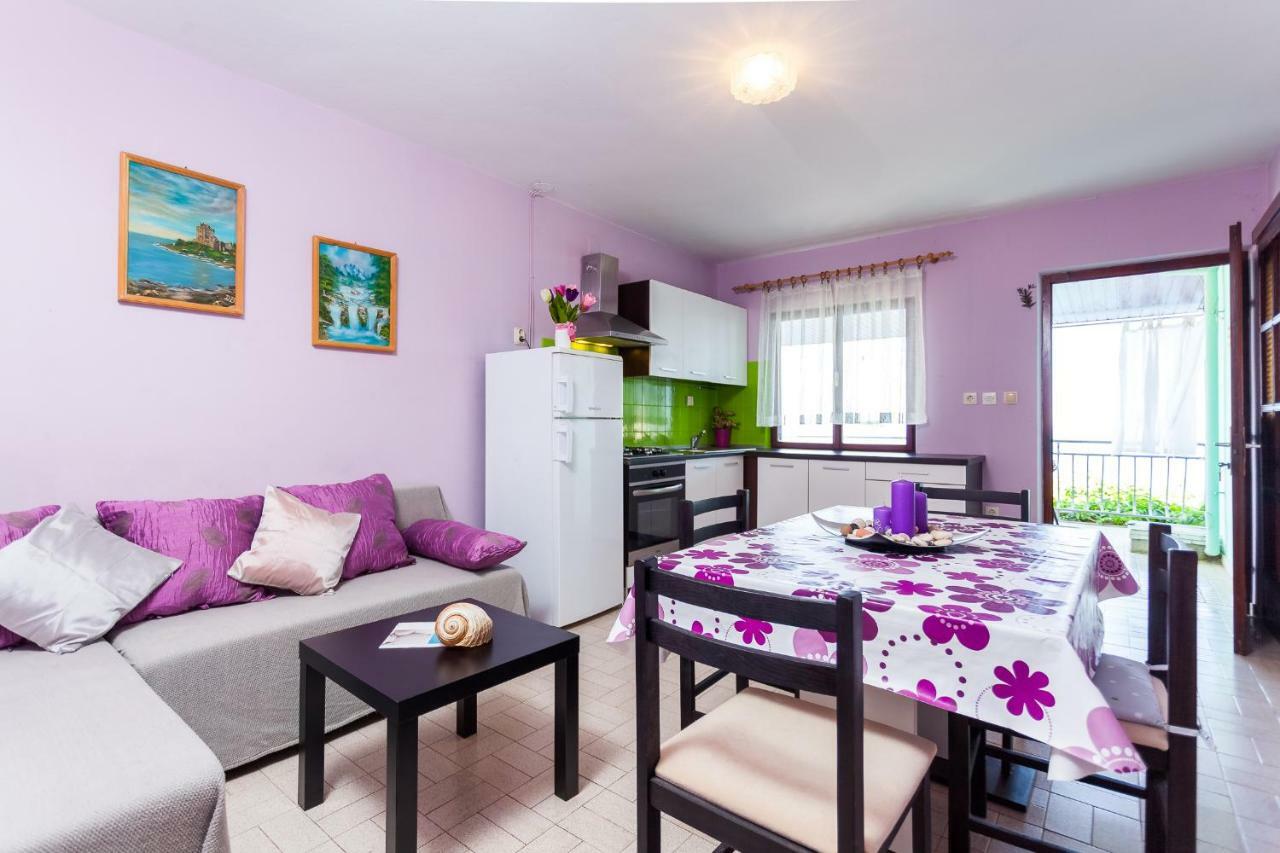 Apartments Dajna Вела Лука Екстериор снимка